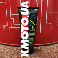 Motul hands clean